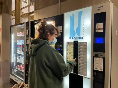 Máquinas expendedoras en cuarteles de Barcelona